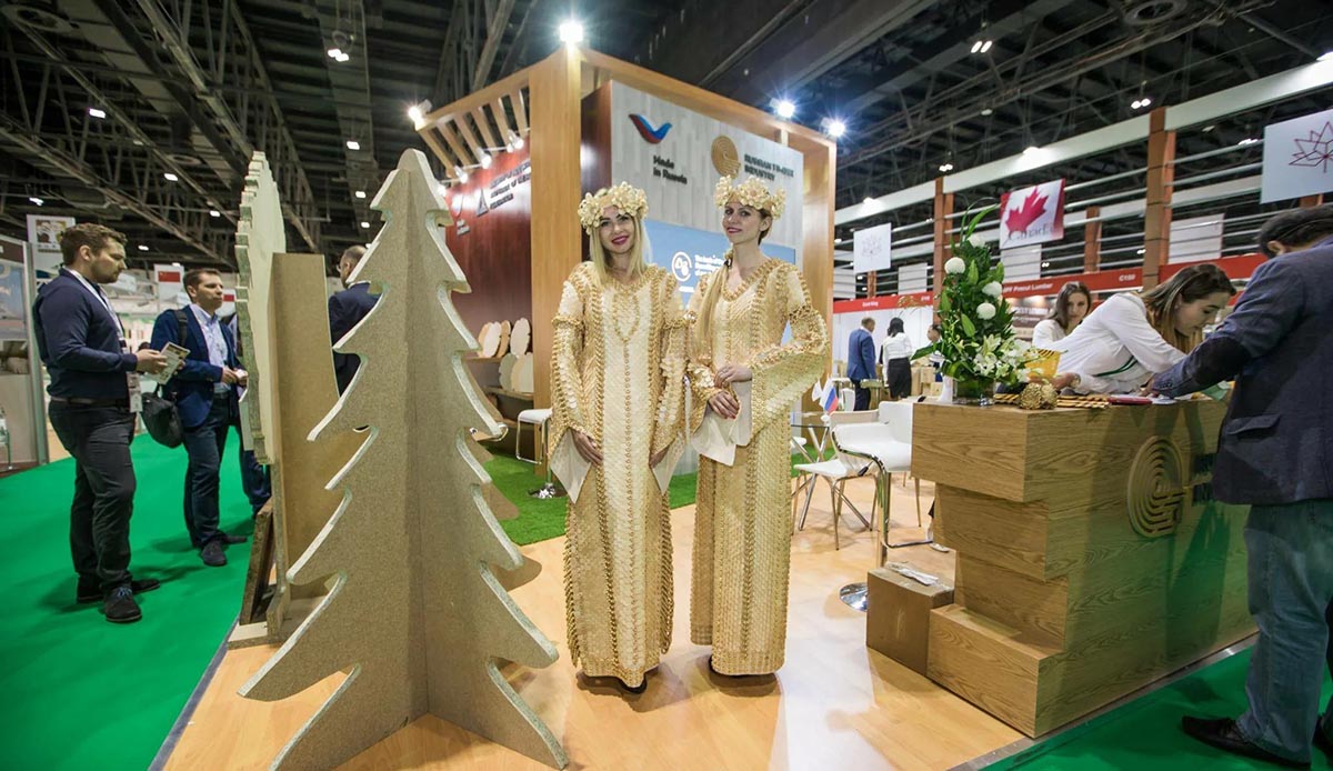 Dubai Woodshow2.jpg Dubai Woodshow2.jpg