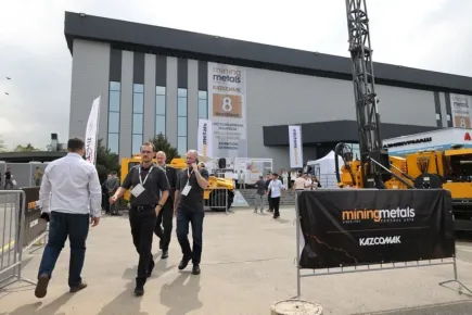 экспозиция mining metals